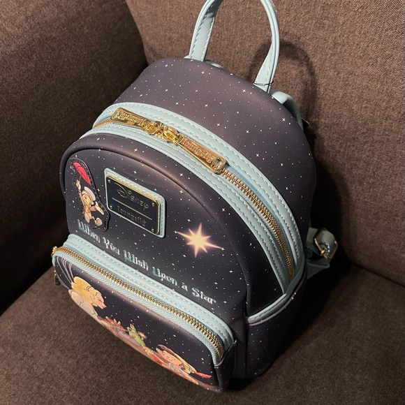 Loungefly Disney Pinocchio backpack - Picture 3 of 9